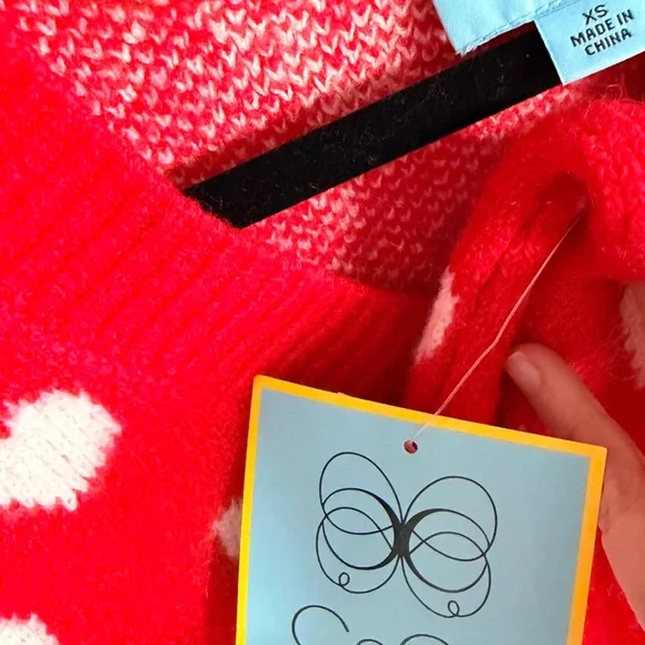 ♥️🩷♥️ 465 new Cece oversize heart sweater Valentine’s Day small ( no tag) - Picture 5 of 5